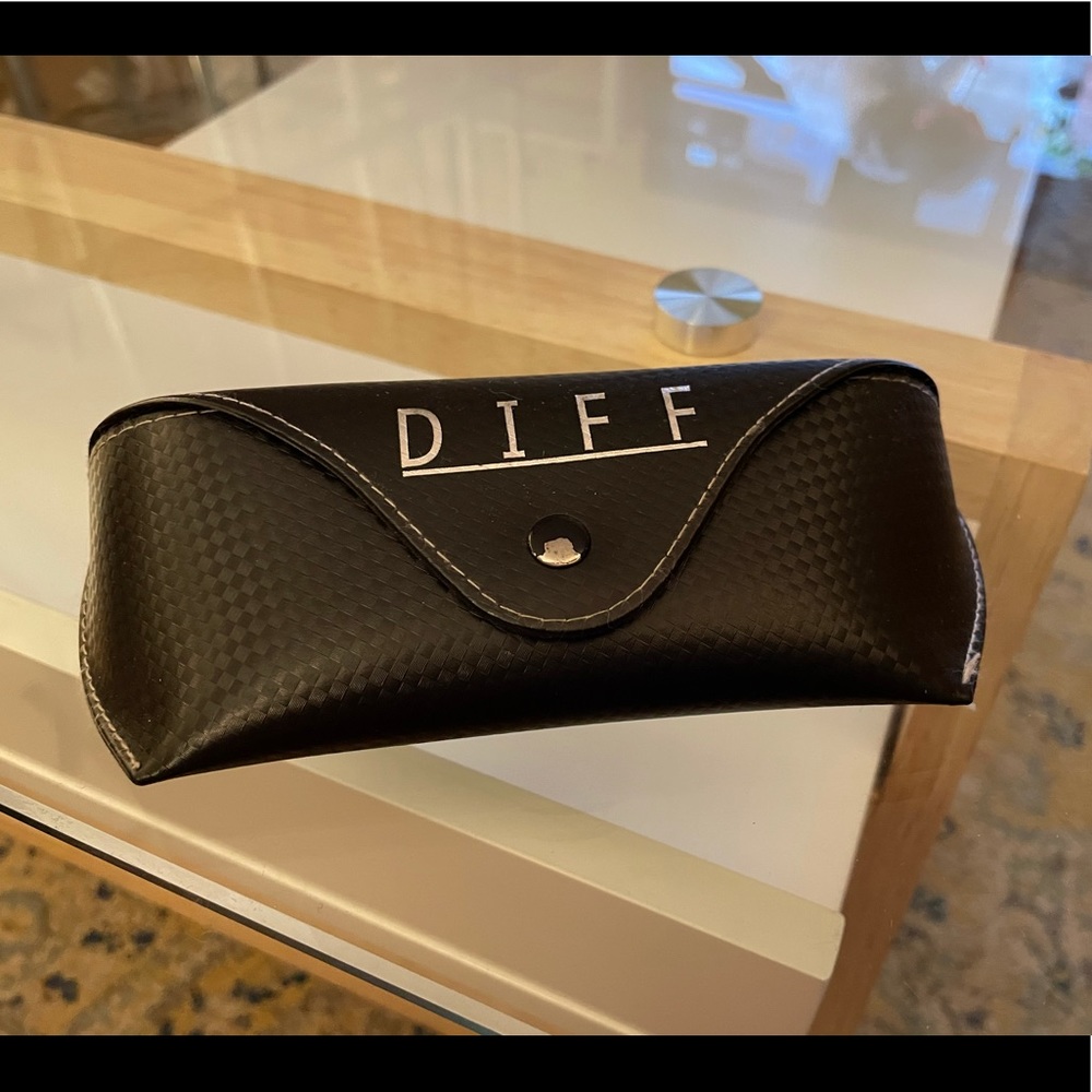 Diff Sunglasses - image 4